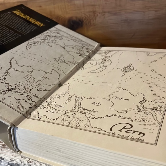 Dragons Dawn, Anne McCaffrey - Picture 3 of 4